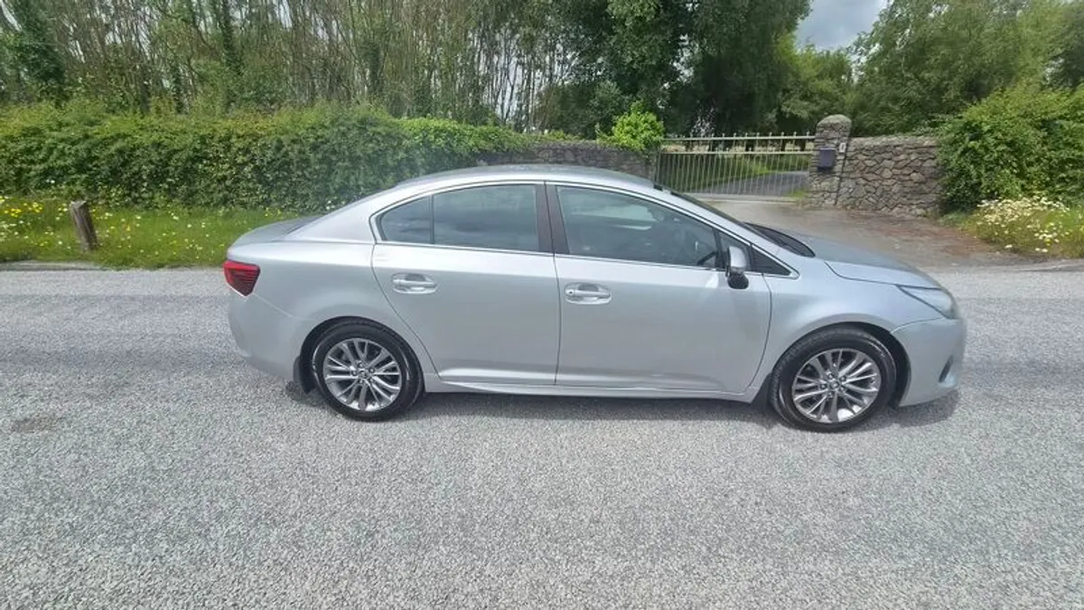 2016 Toyota Avensis - Image 3