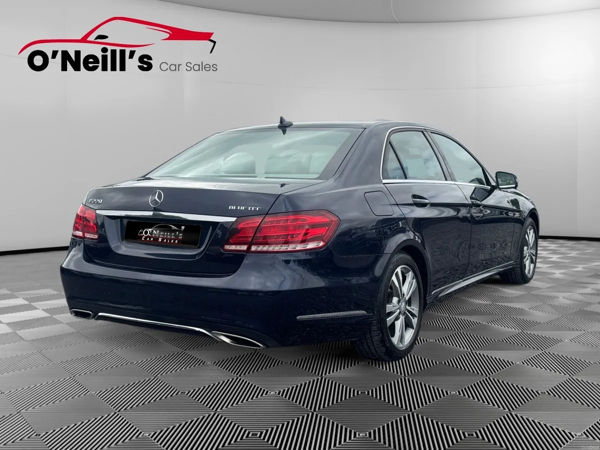 Mercedes-Benz E-Class 2015 220 BLUETEC SE #426 - Image 6
