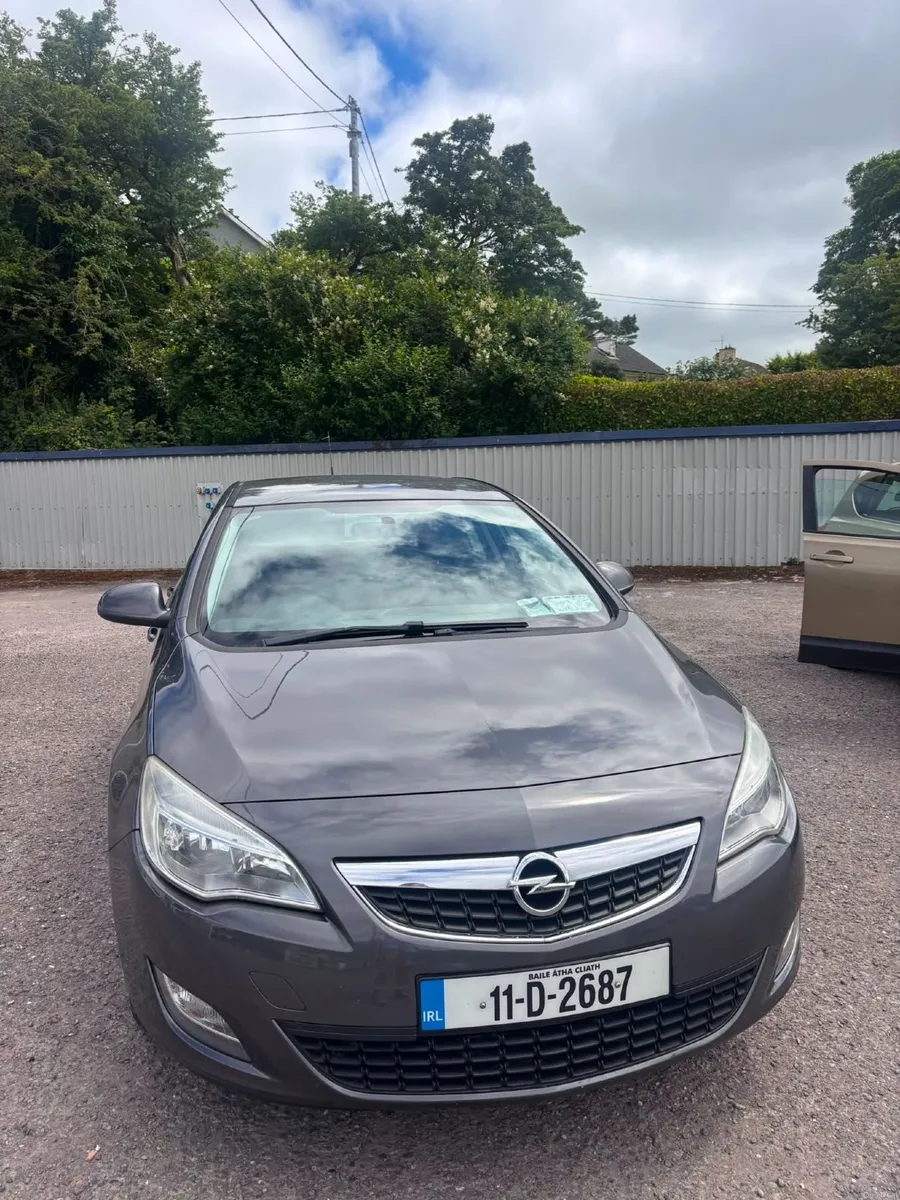 Opel Astra 1.3 Diesel 2011 - Image 3