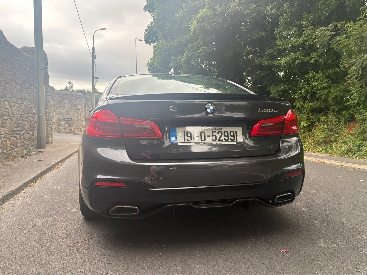 BMW 530 M-Sport FSH - Image 2