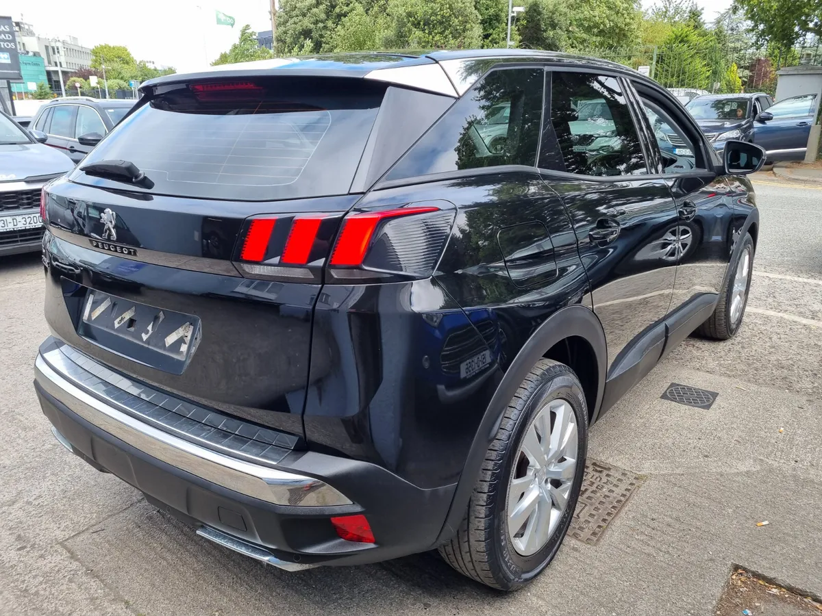 2017 PEUGEOT 3008 ACTIVE 1.2 PETROL MANUAL 130BHP - Image 6