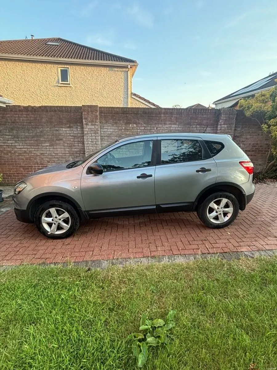 2011 Nissan Qashqai - Image 1