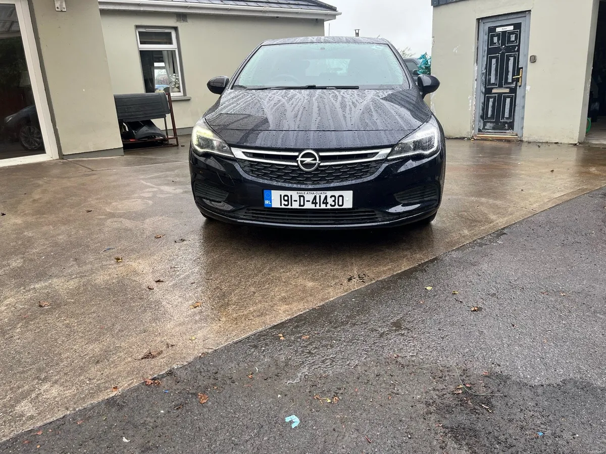 Opel Astra 1.6D 2019 - Image 5