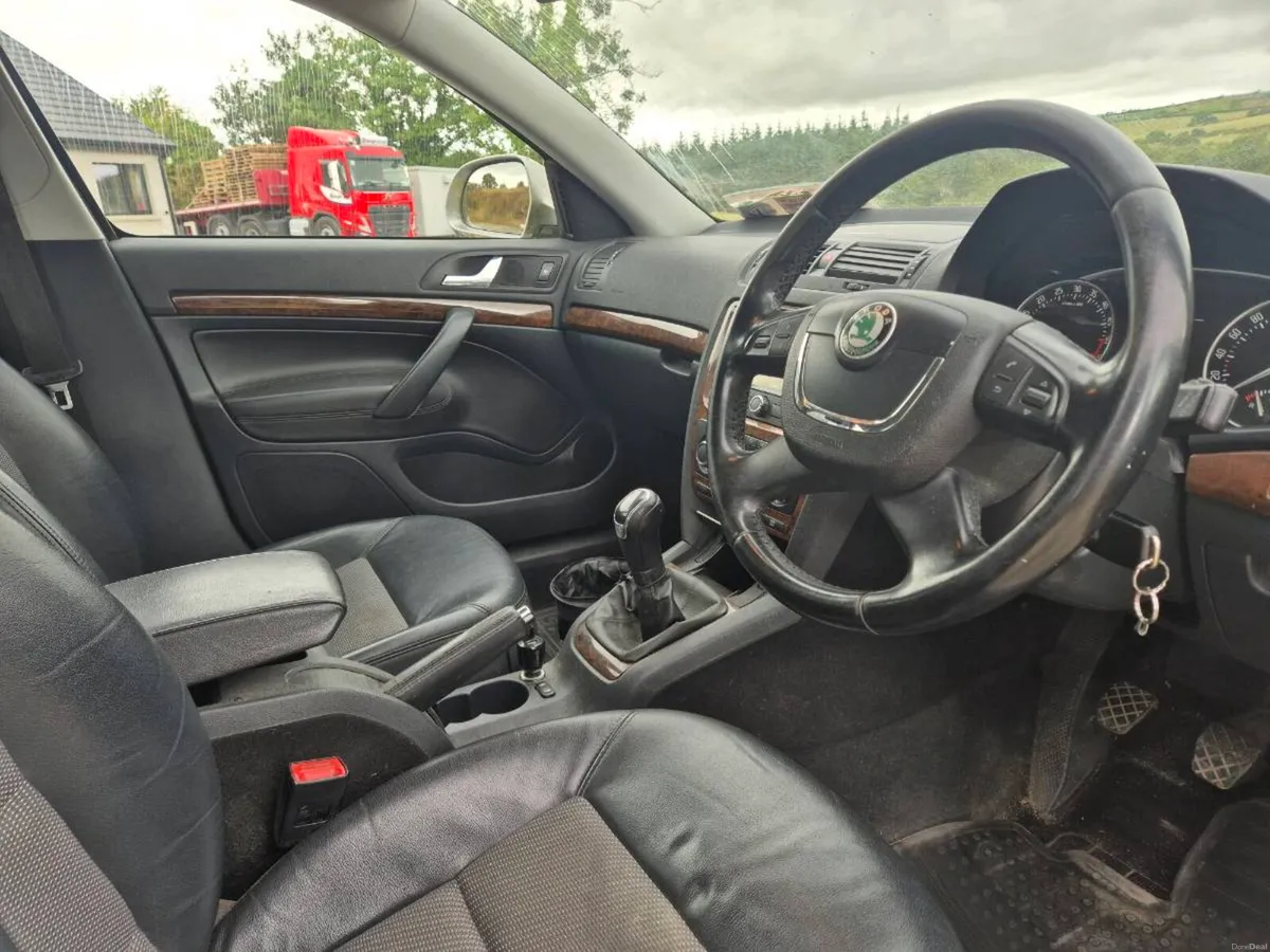 Skoda Octavia 2013 1.6 Diesel - Image 6