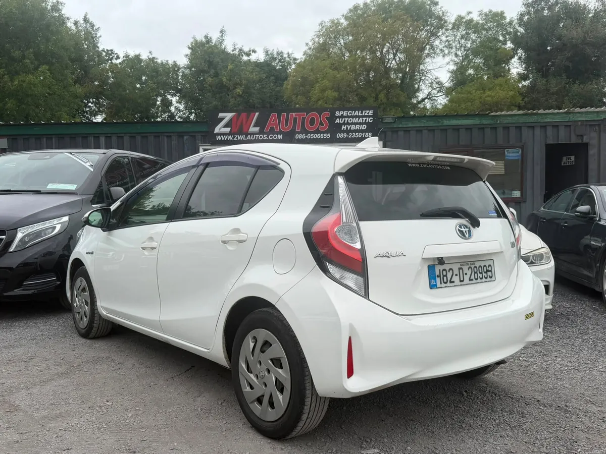 182 Toyota Aqua  Hybrid - Image 4