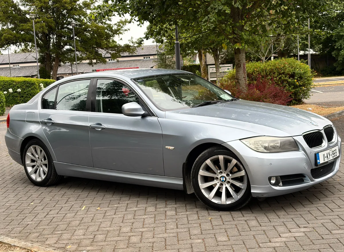 BMW 318D 2011 Automatic new nct 10/27 tax 3/27 - Image 2