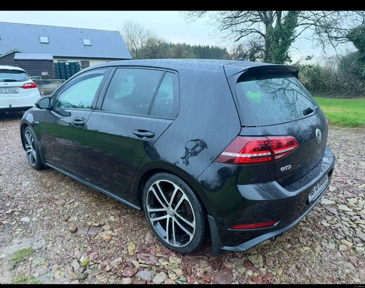 VW Golf GTD DSG NEW TEST - Image 4