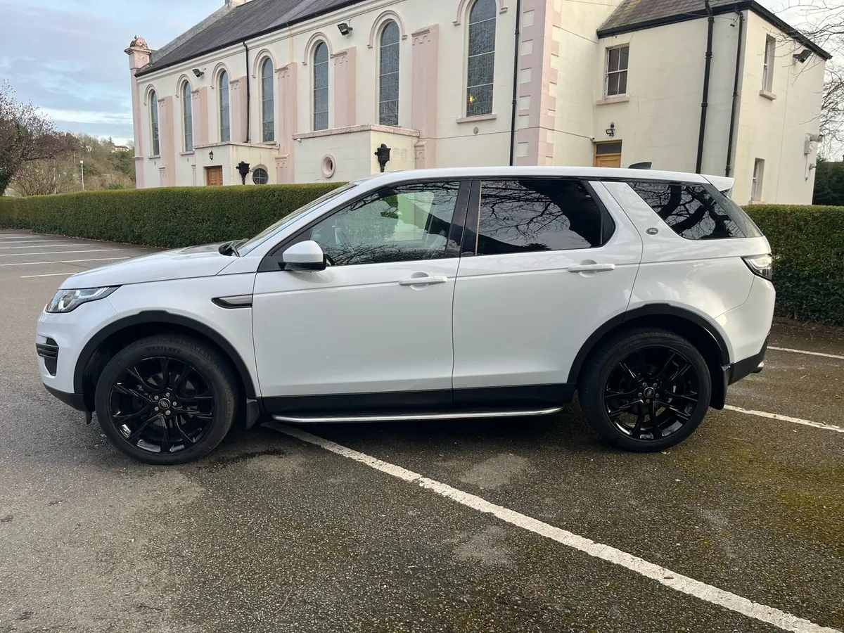 Landrover discovery sport - Image 4