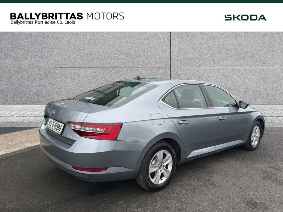Skoda Superb 2.0 TDI 150bhp Ambition - Image 5