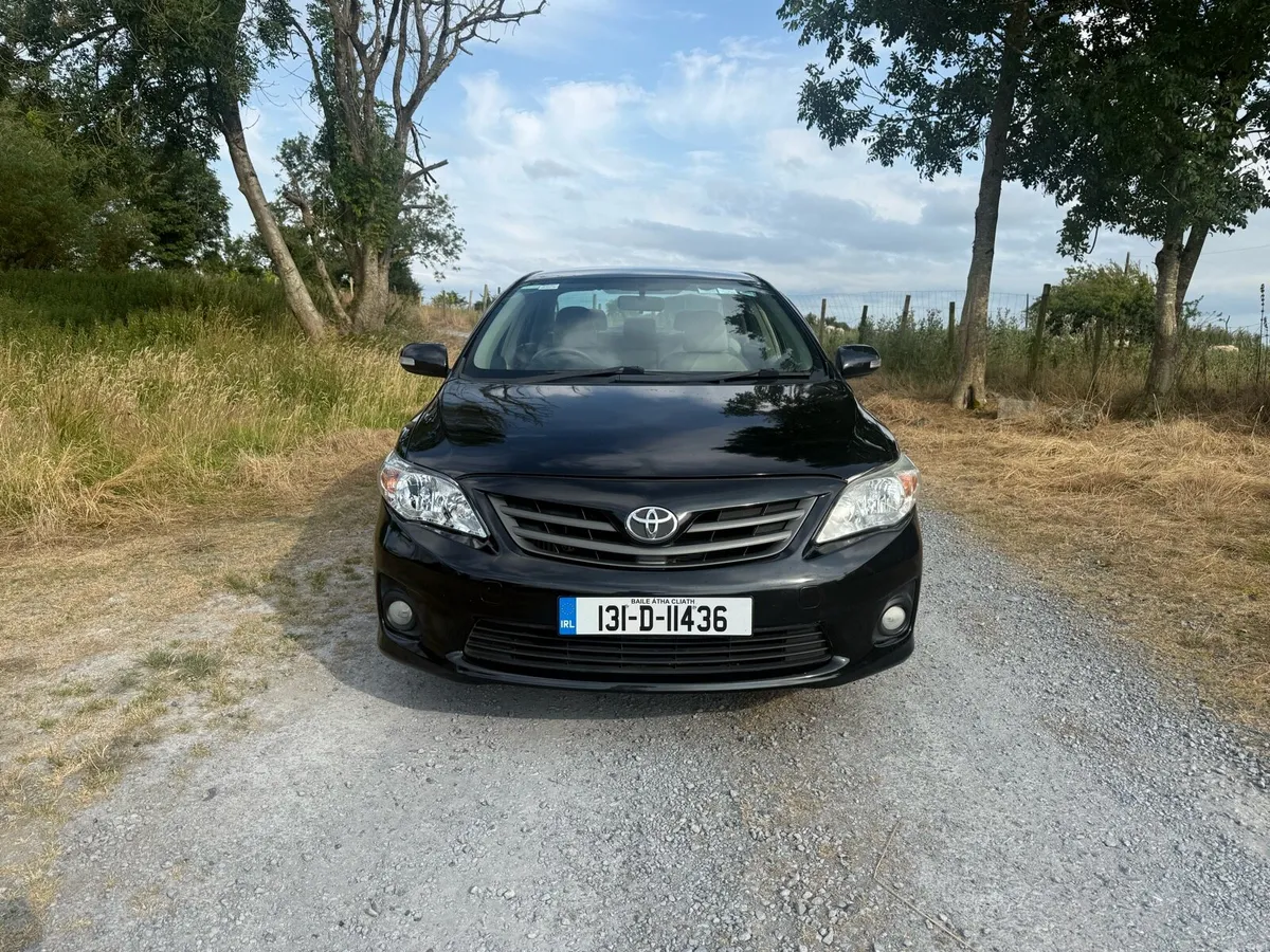 2013 Toyota Corolla LOW MILEAGE NEW NCT - Image 2