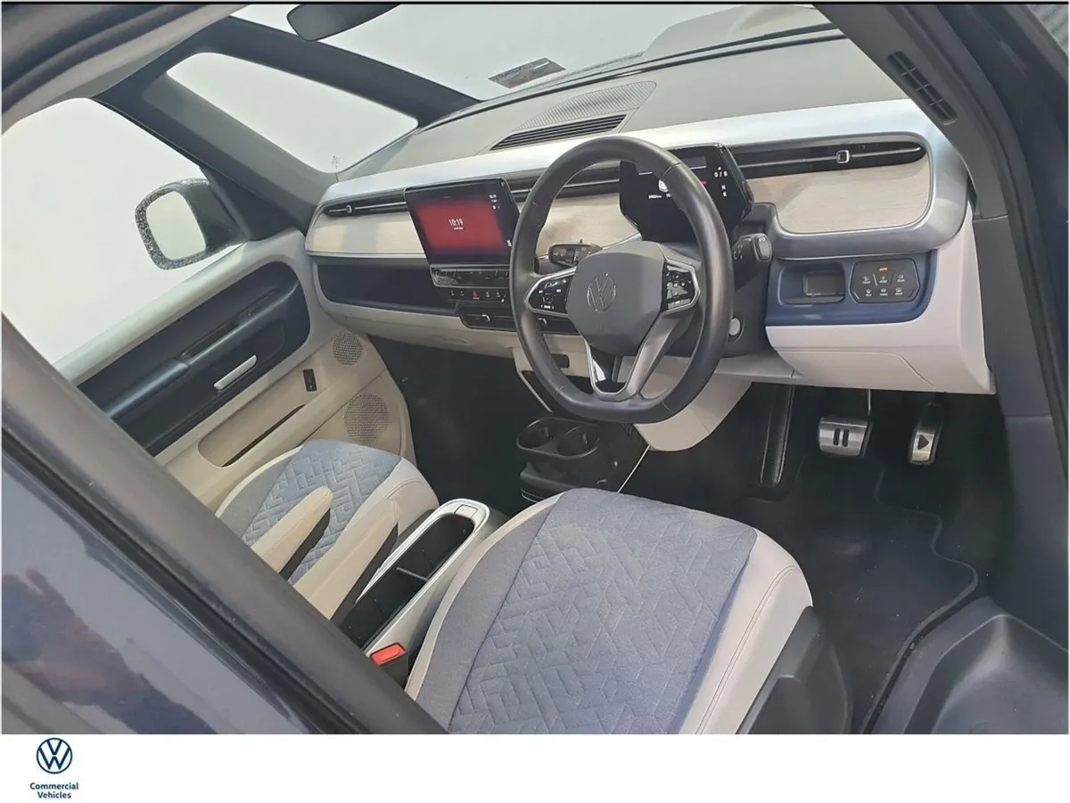 Volkswagen ID.Buzz STYLE PRO 204HP 77kWh - Image 2