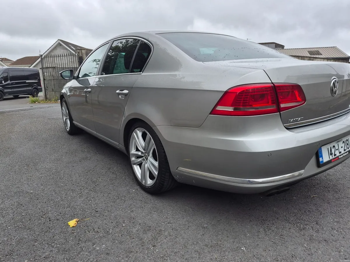 Volkswagen Passat 2014 Highline Automatic - Image 4