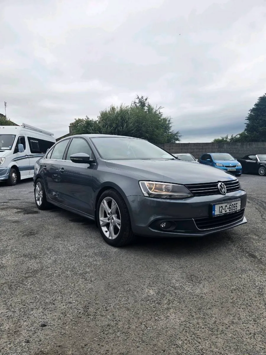 12 VW JETA 1.6 D AUTOMATIC - Image 1