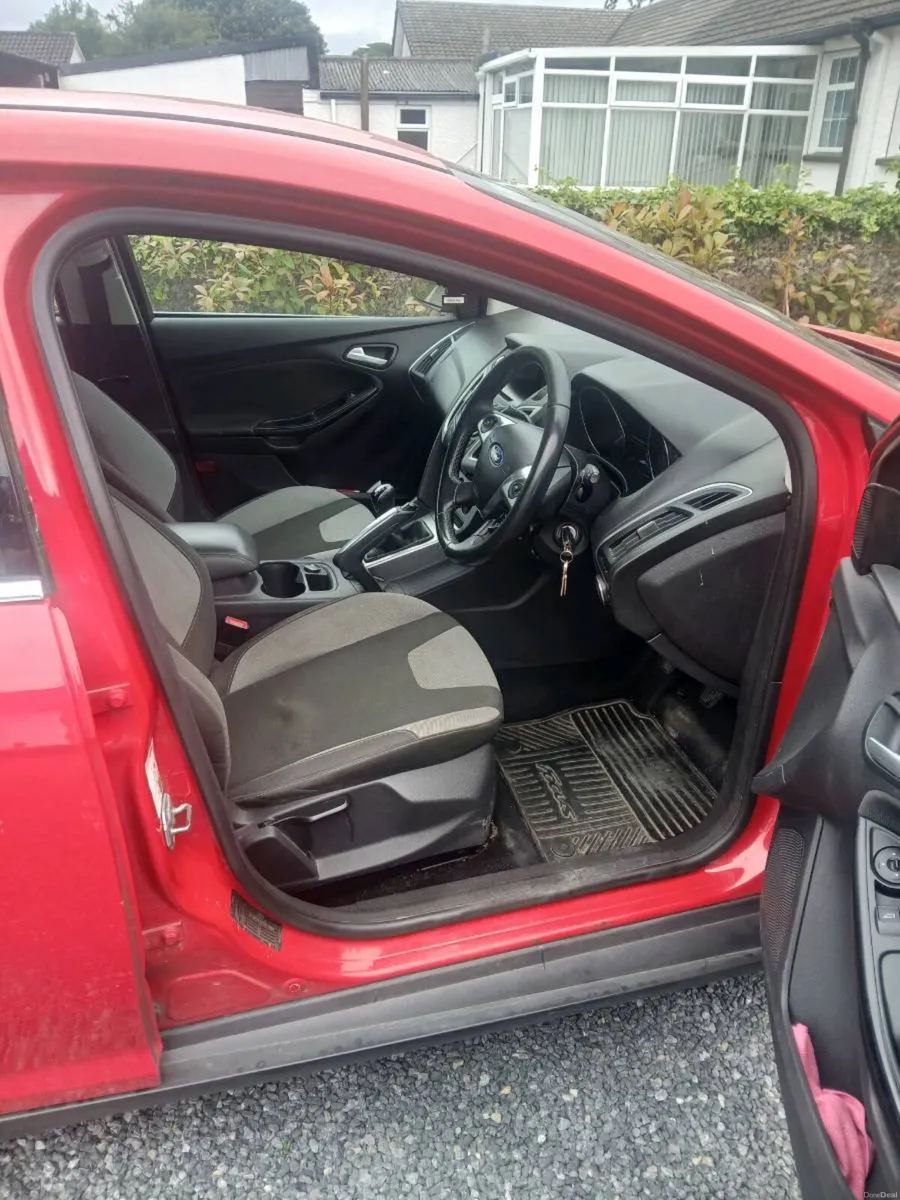 Ford focus - Image 5