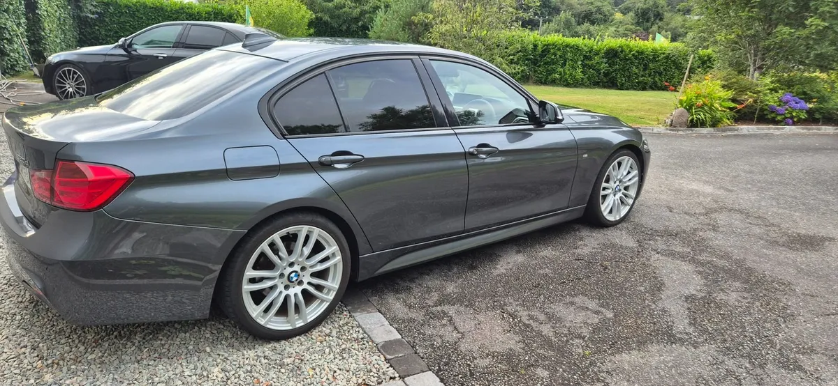 BMW 3-Series 2013 - Image 3