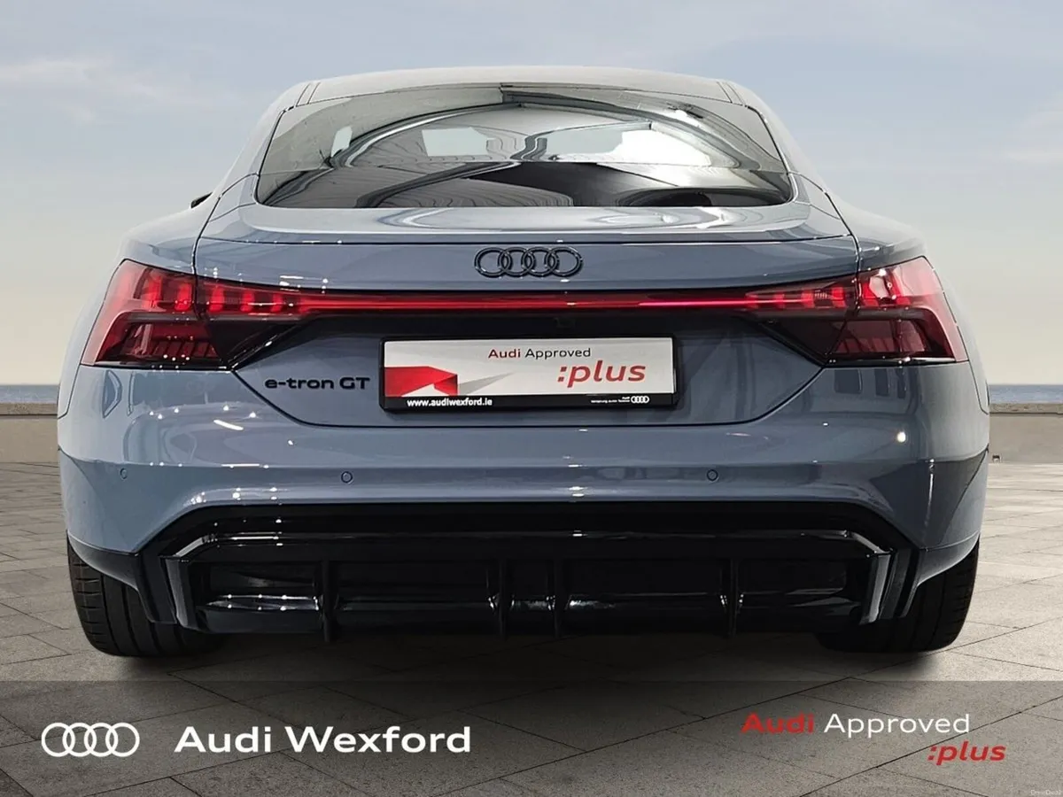 Audi e-tron GT Audi e-tron GT 370,00 kW **DEMO RRP - Image 6