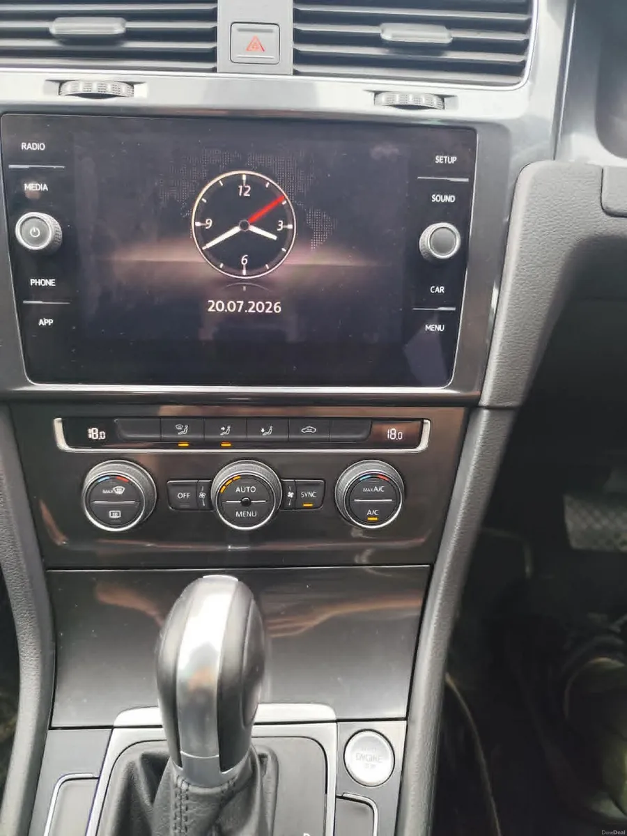 Volkswagen Golf 2017 - Image 2