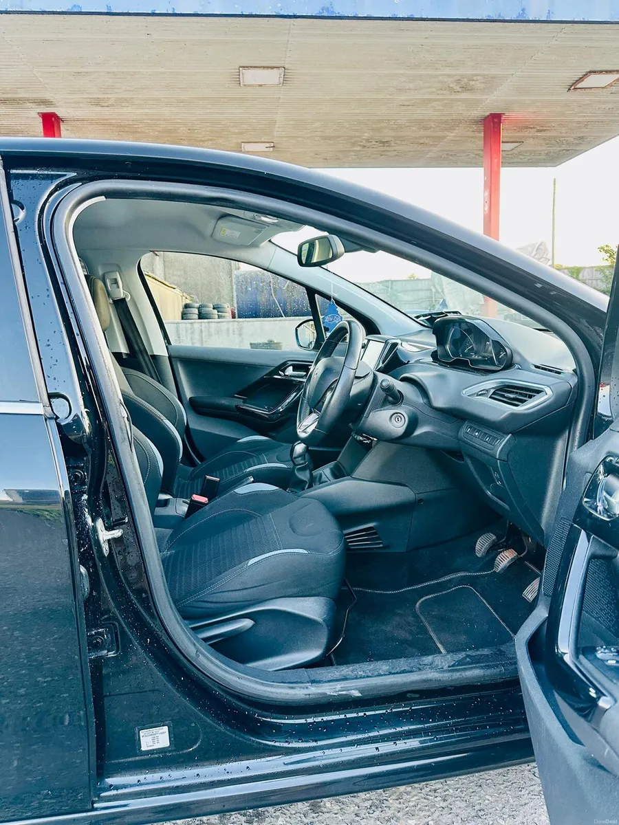 2015 Peugeot 208 - 1.2L Petrol - Image 6