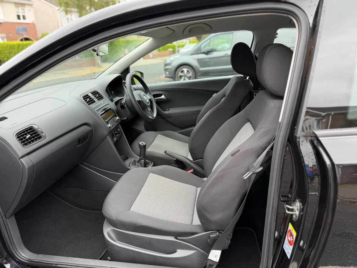 Volkswagen Polo - Image 5