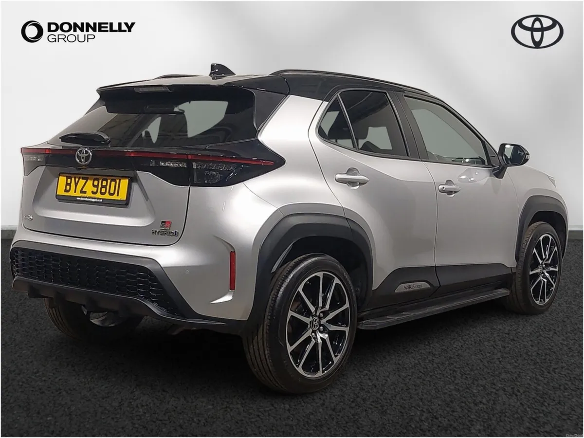 Toyota Yaris Cross Estate GR Sport - Image 4