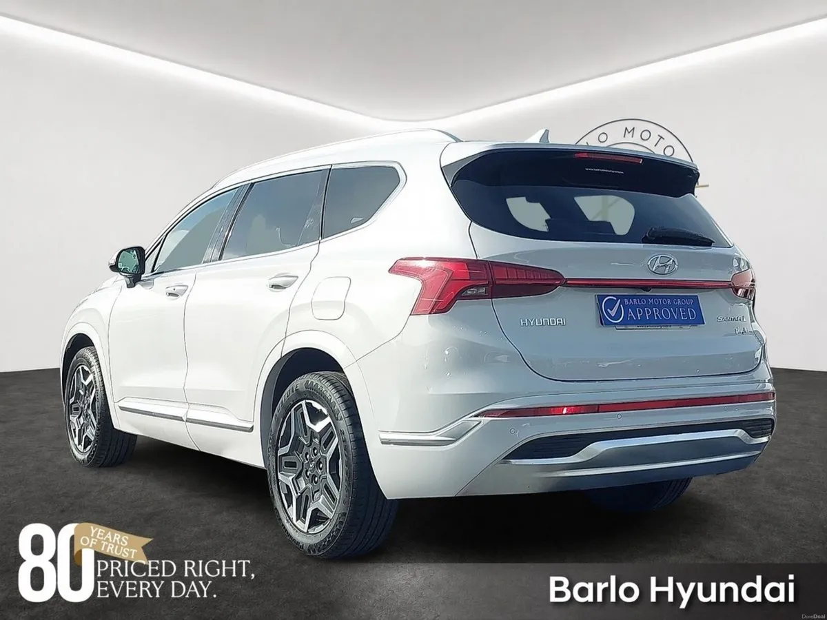 Hyundai Santa Fe 1.6 PHEV 4WD Executive Plus Auto - Image 6