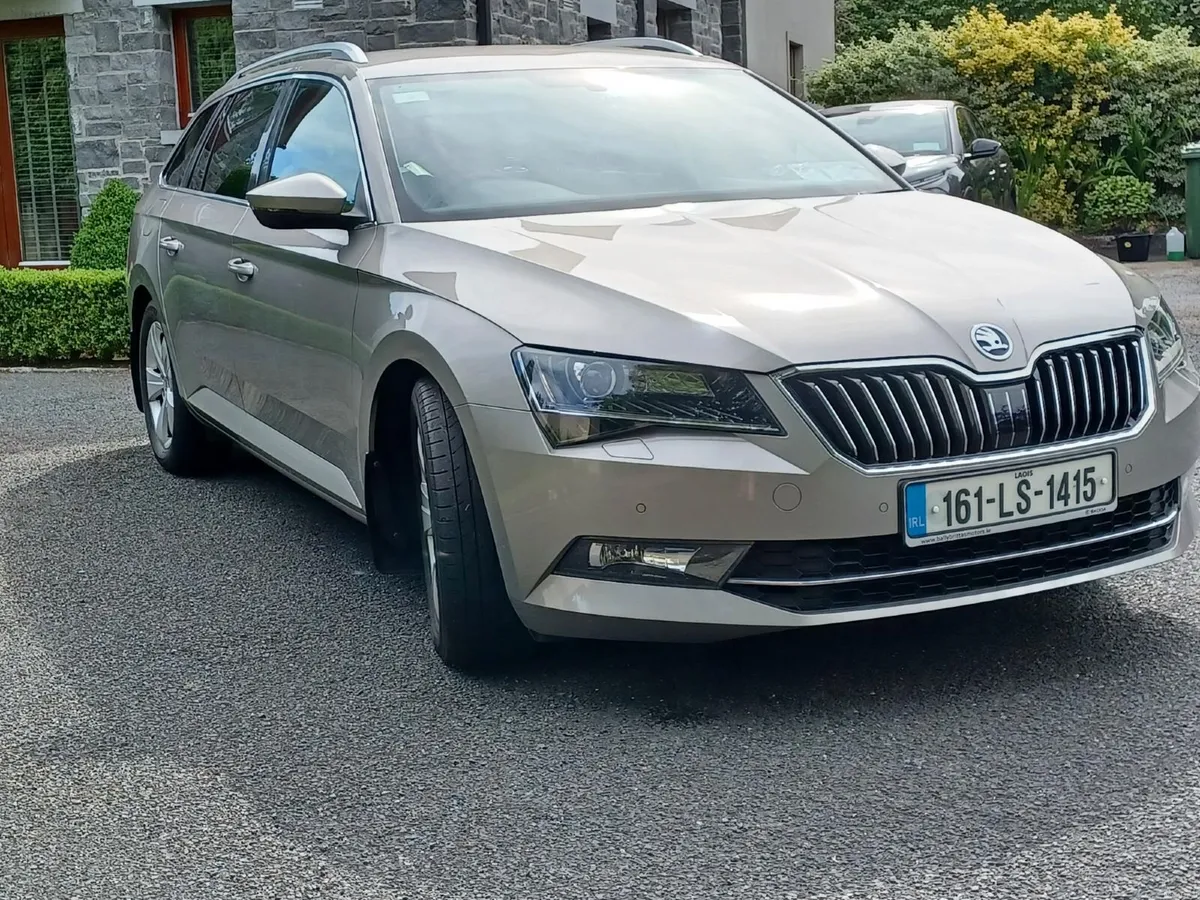 Skoda Superb 2016 - Image 2