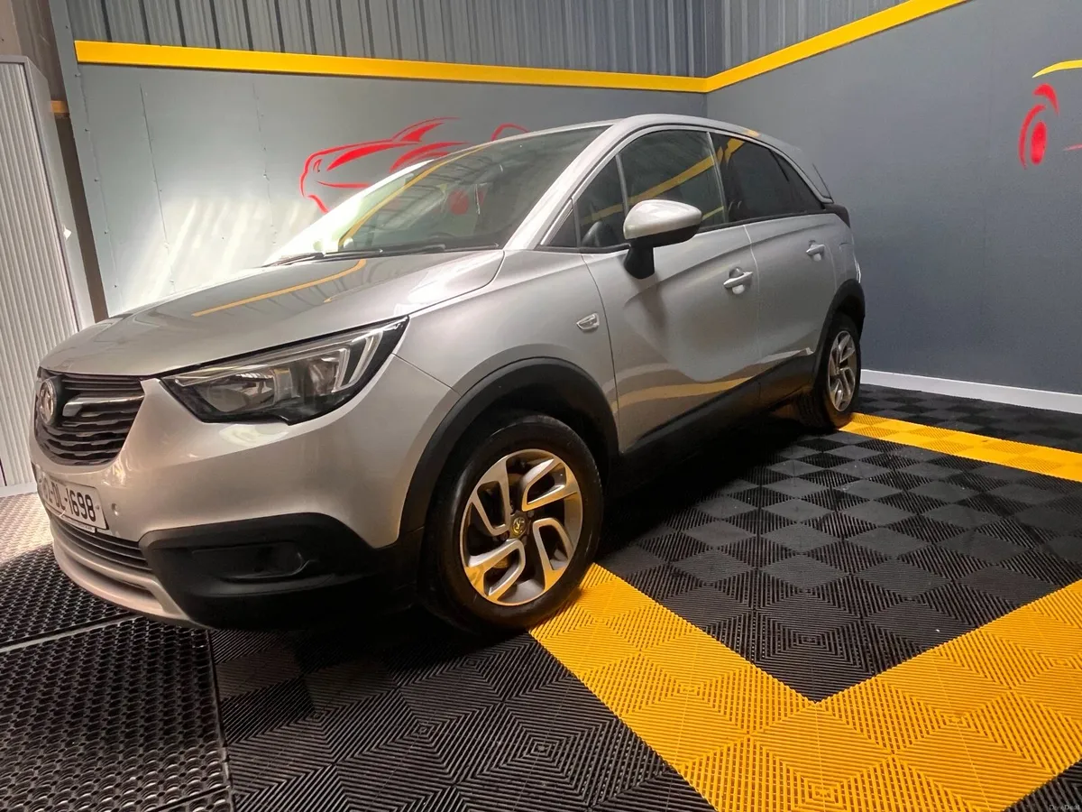 Opel Vauxhall crossland low mileage - Image 2