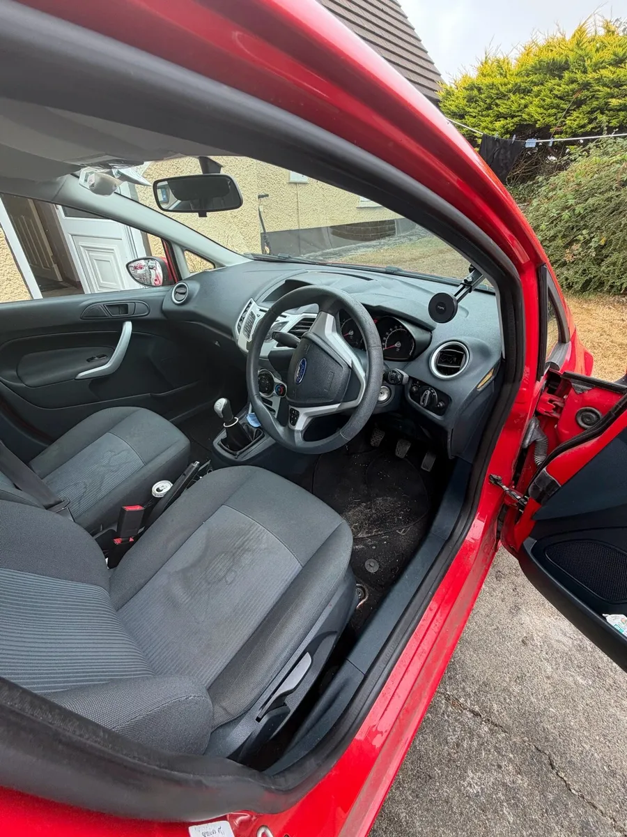 Ford Fiesta - Image 6