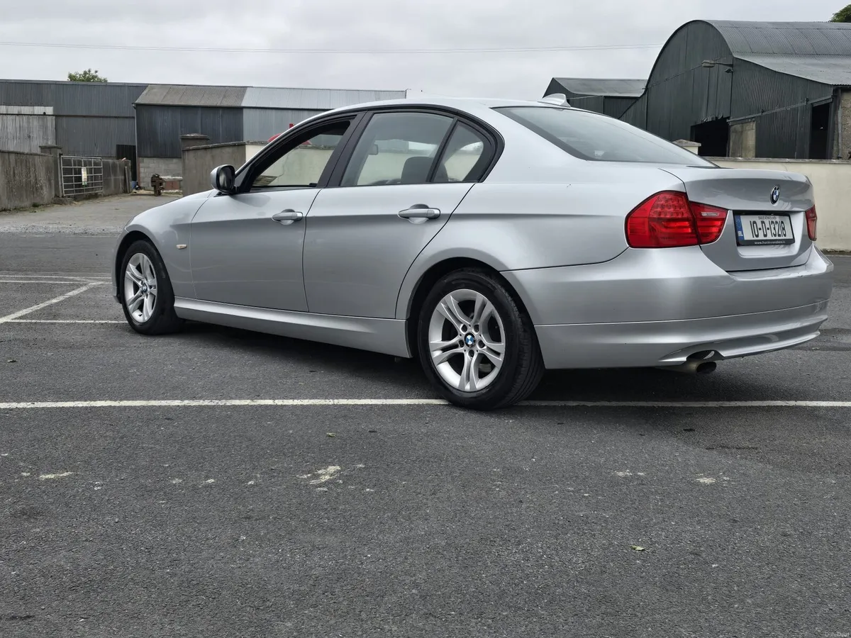 Bmw 318d - Image 5