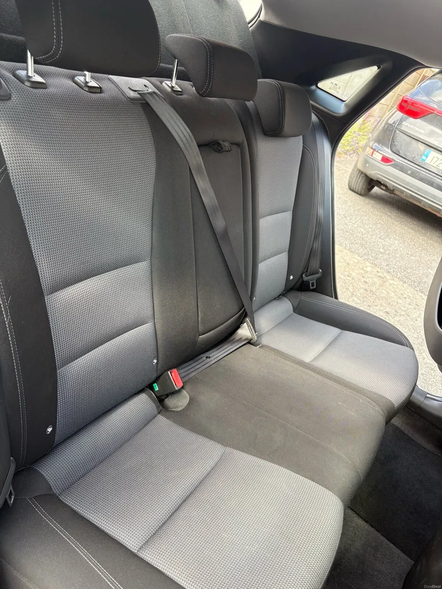 Hyundai i30 NCT till June 2027 - Image 6