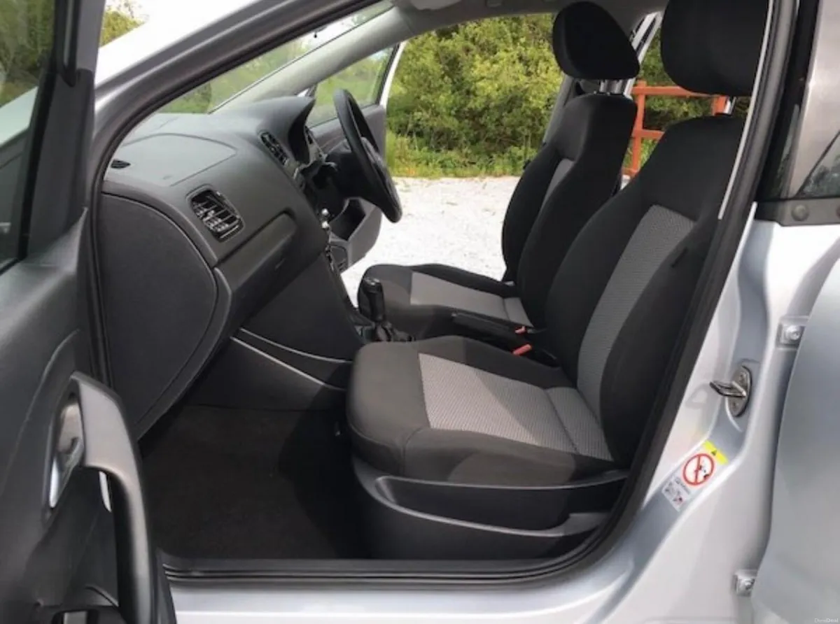 Volkswagen Polo - Image 4