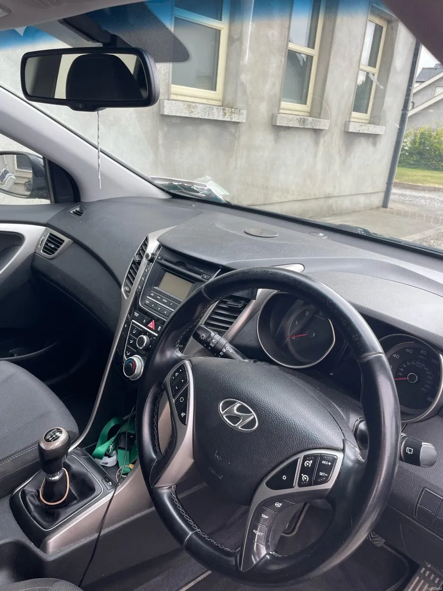 Hyundai i30 - Image 5