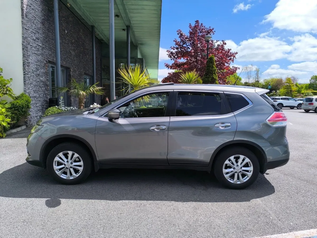 Nissan X-Trail 7 Seater 1,6 Diesel PANORAMIC ROOF - Image 2