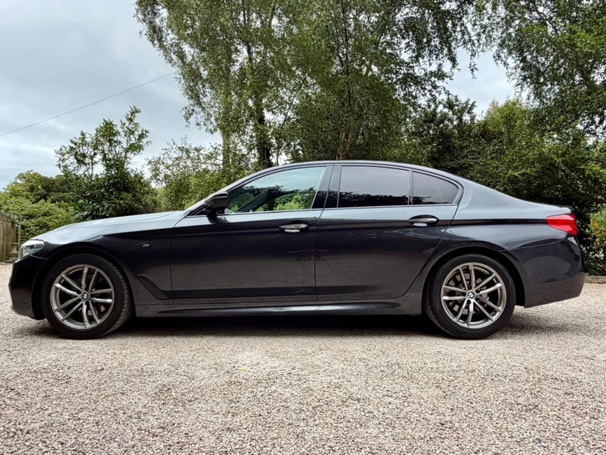 BMW 5-Series 520D M SPORT *112000km…Ivory Leather* - Image 6