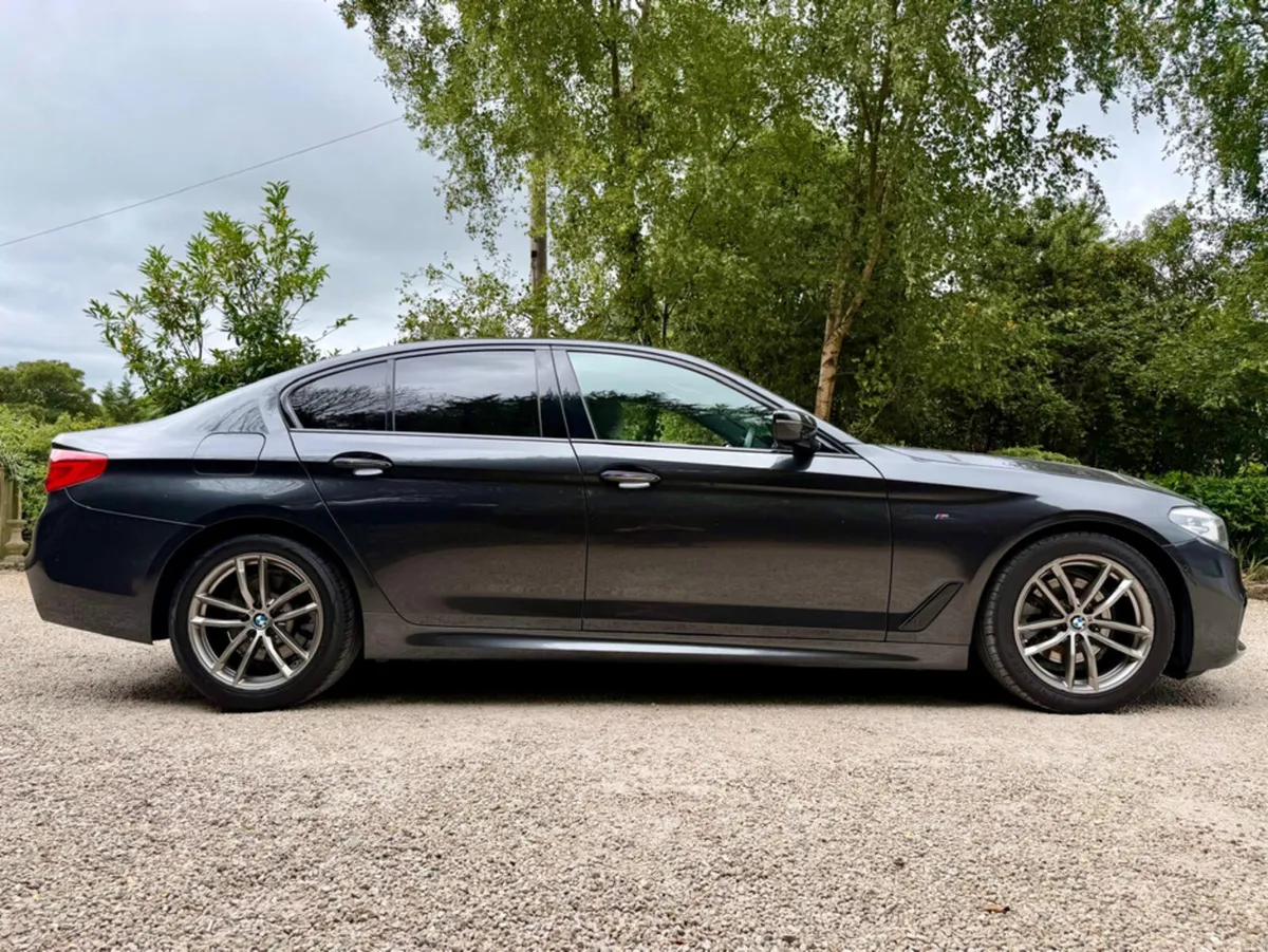 BMW 5-Series 520D M SPORT *112000km…Ivory Leather* - Image 5