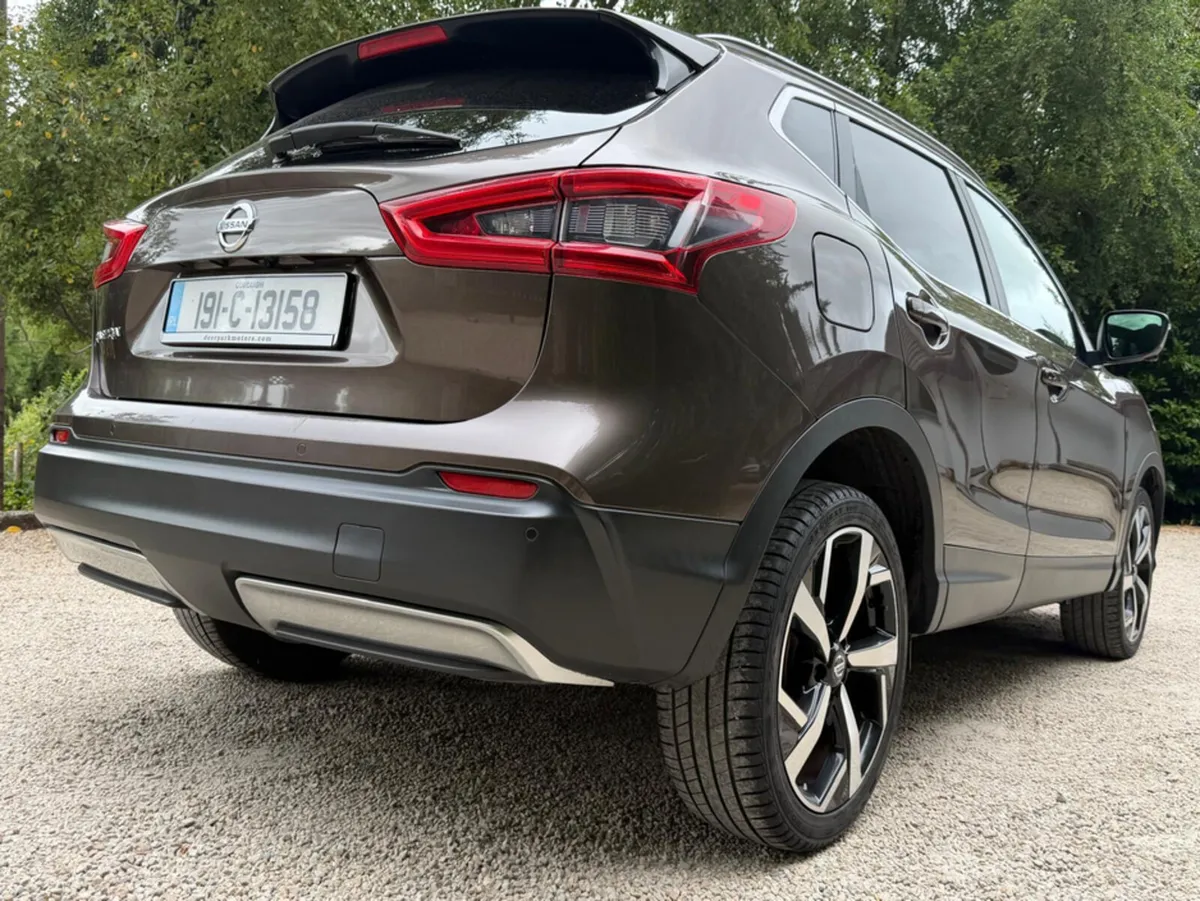 Nissan Qashqai TEKNA+ DIG-T 160PS *Leather…Panoram - Image 6