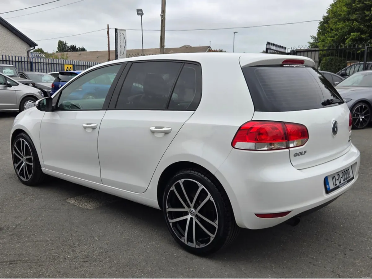 Volkswagen Golf 1.2 AUTO COMFORTLINE - Image 6