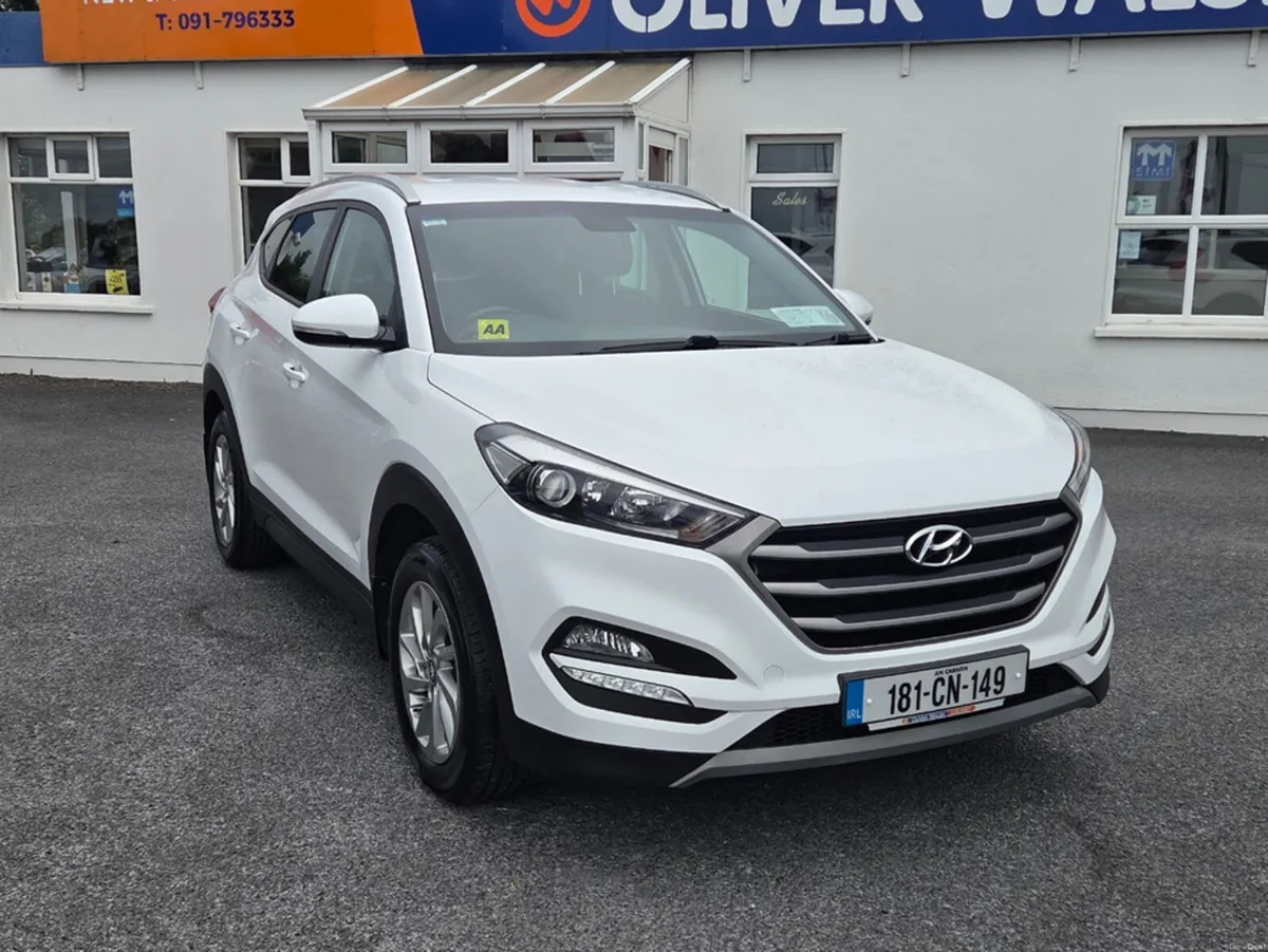 Hyundai Tucson 1.7 EXECUTIVE 5DR - Image 2