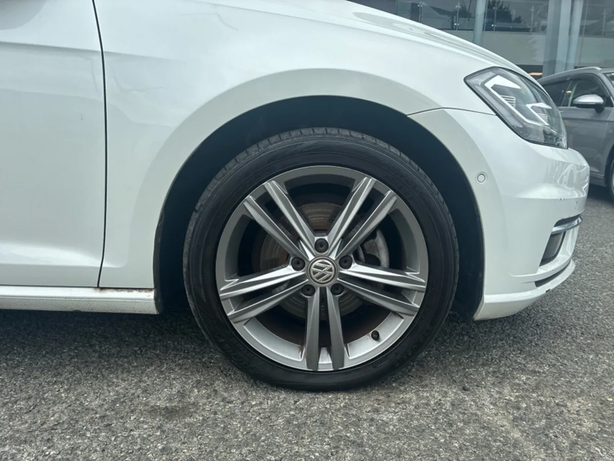 Volkswagen Golf 1.4L Petrol Auto *Full Leather - Image 5