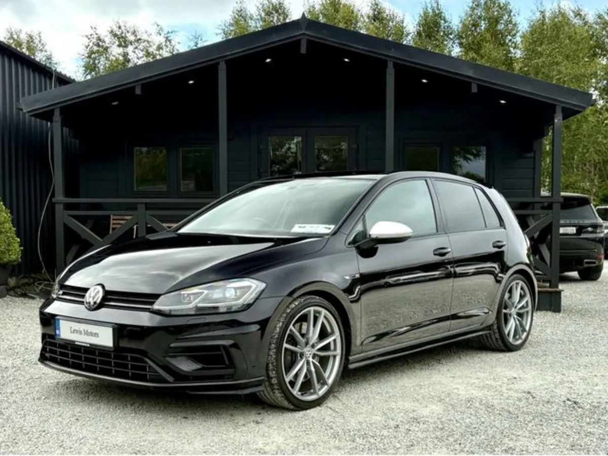 Volkswagen Golf R 310BHP HIGH SPEC, PAN ROOF, DYNA - Image 3