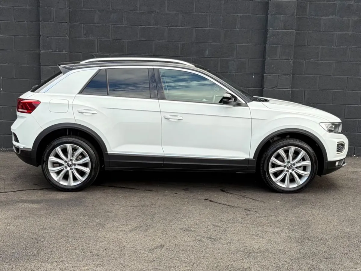 Volkswagen T-Roc SPORT 2.0TDI 150BHP DSG - Image 4