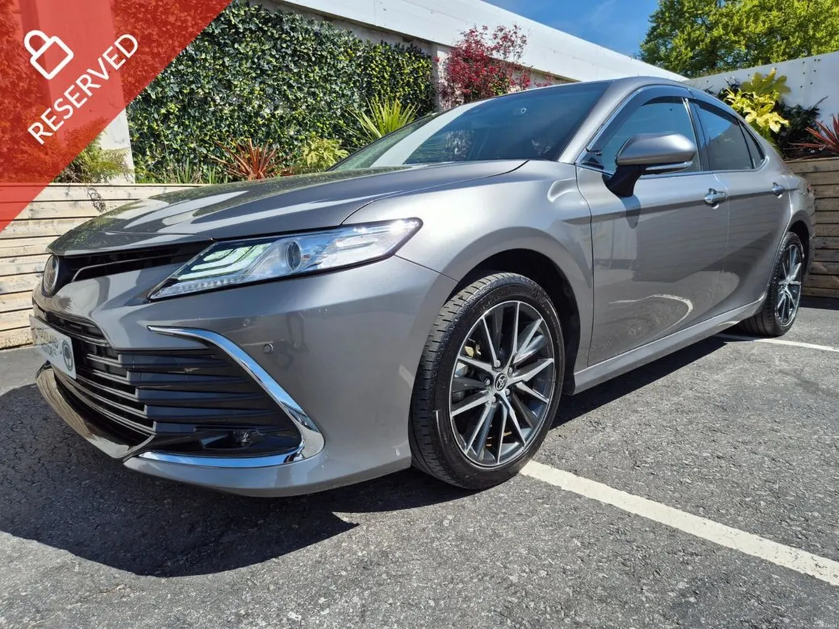 Toyota Camry 2.5 HYBRID / SOL G-PACK HIGH SPEC / L - Image 1