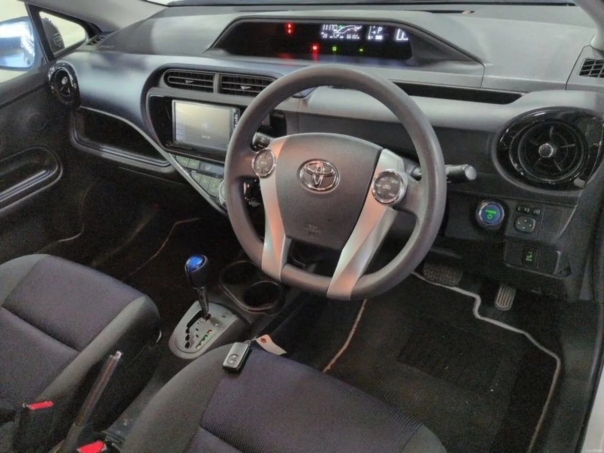 Toyota Aqua S - Image 2