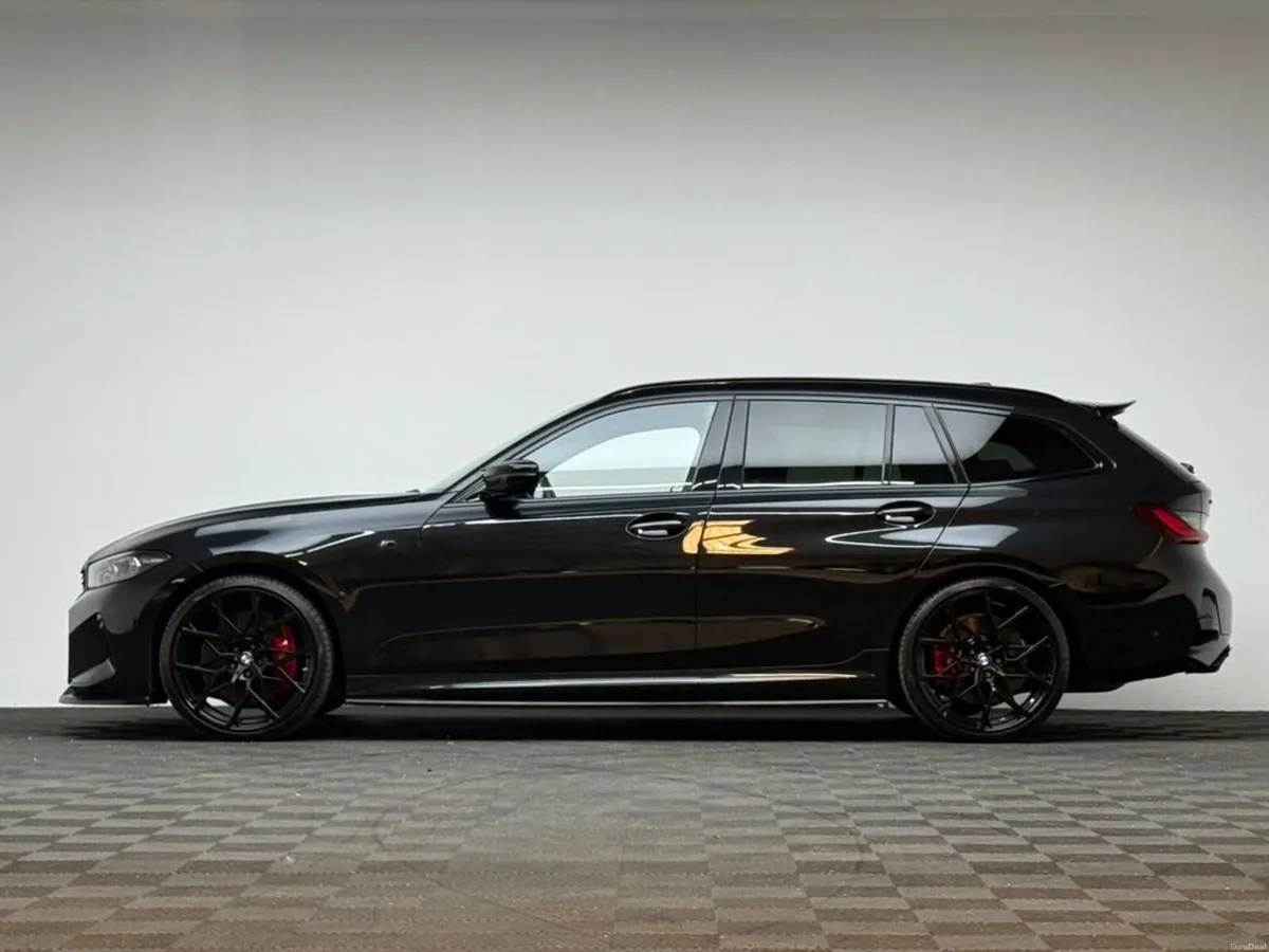 BMW 3-Series M340D TOURING XDRIVE - Image 4