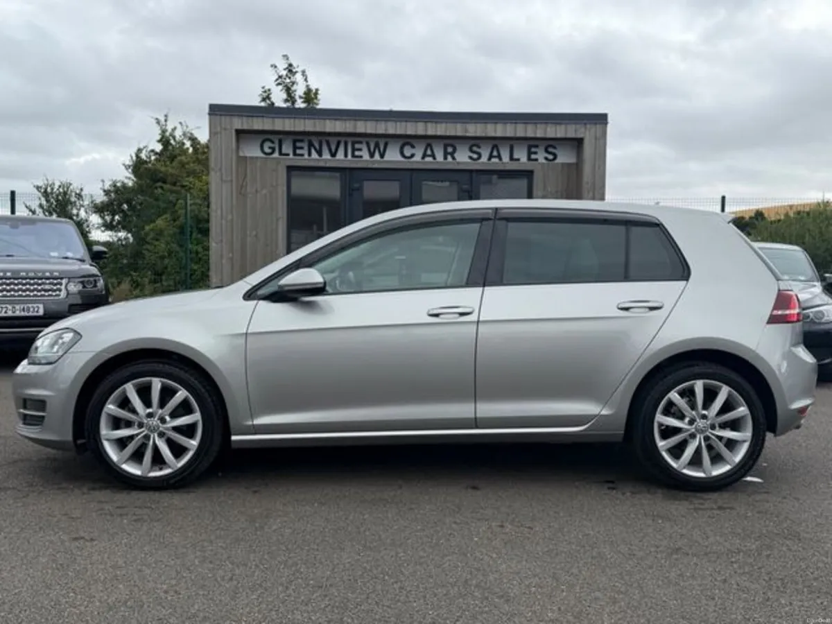 Volkswagen Golf 1.2 DSG - TECH PACK - 9k KMS - Image 4