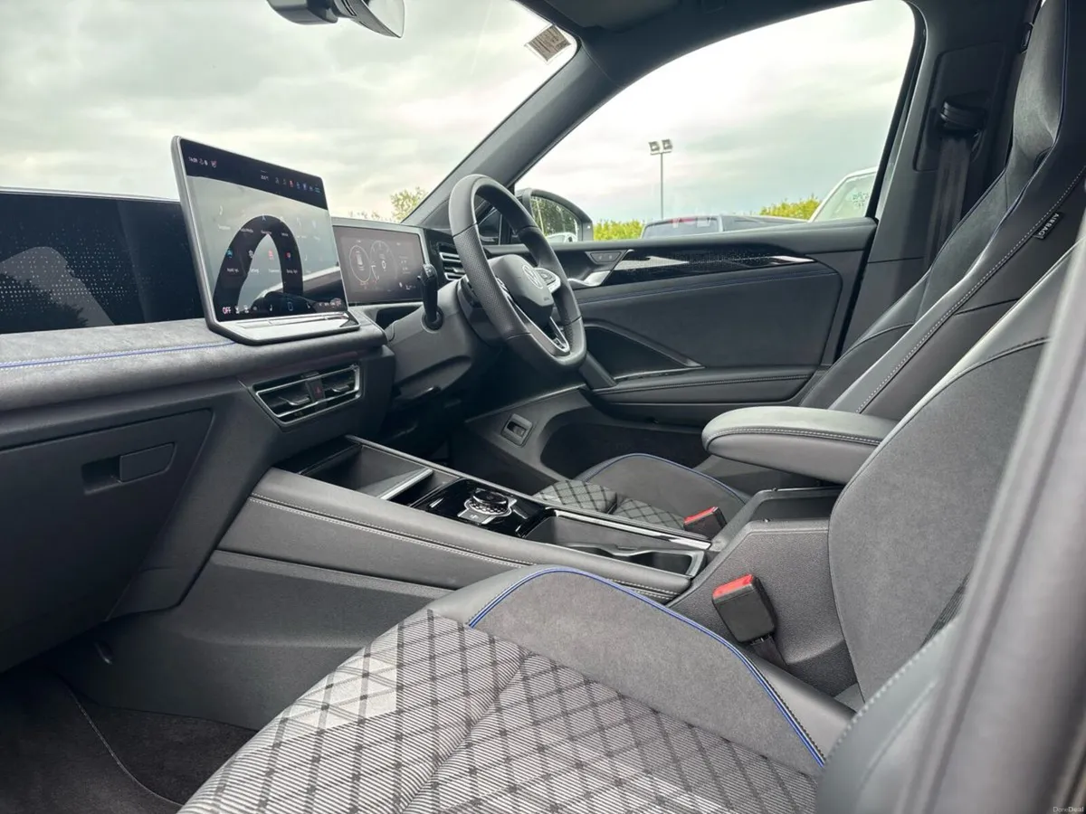 Volkswagen Tiguan R Line 75 2.0 TDI DSG 150HP - Image 2