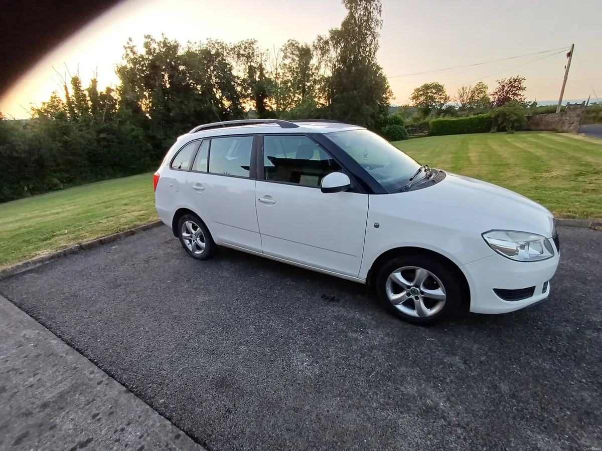 Skoda Fabia 2010 - Image 4