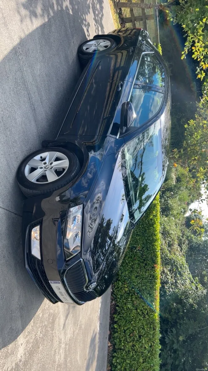 SKODA OCTAVIA AMBITION  1.6TDI - Image 2