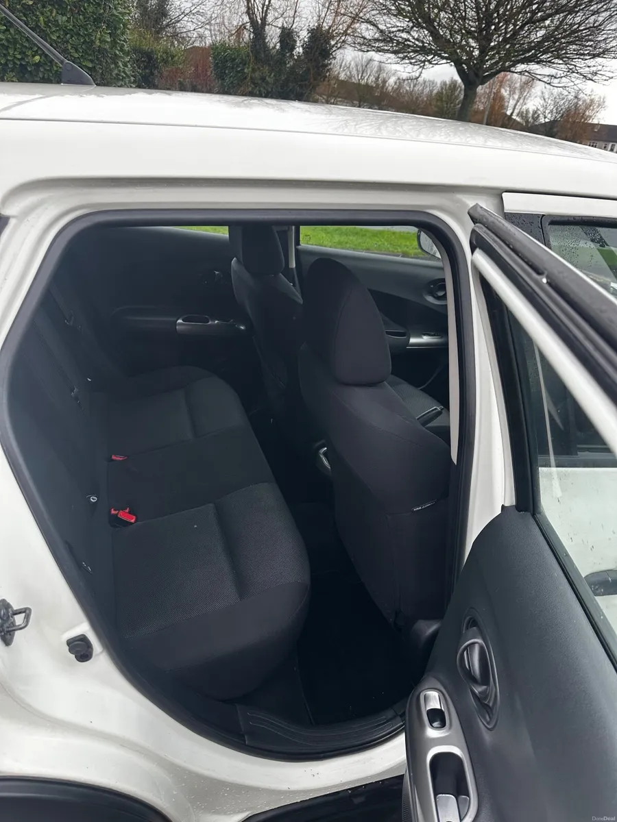 Nissan Juke 2012 - Image 1