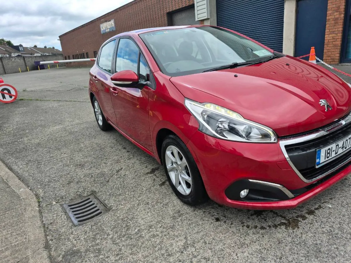 Peugeot 208 - Image 3